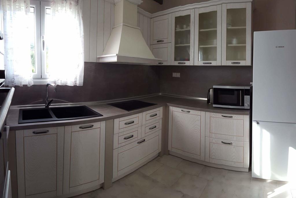 Amaryllis Boutique Apartments Мораитика Экстерьер фото